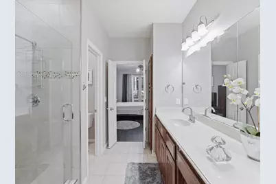 676 S Charles Street, Lewisville, TX 75057 - Photo 20