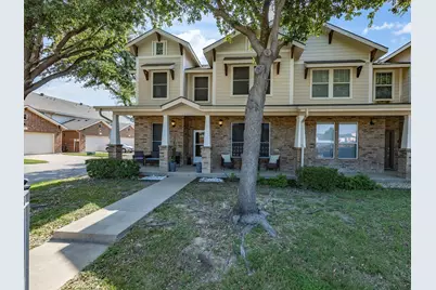 676 S Charles Street, Lewisville, TX 75057 - Photo 2