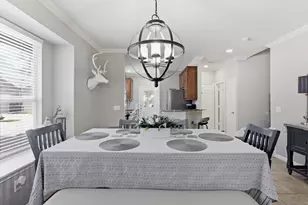 676 S Charles St, Lewisville, TX 75057 - Photo 10