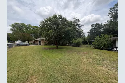 209 N 4th Street, Crandall, TX 75114 - Photo 8