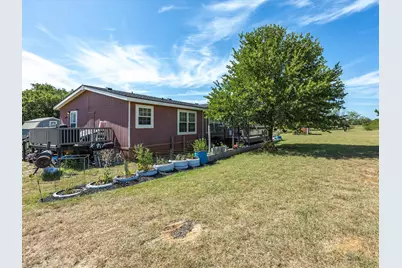 353 R and R Drive, Springtown, TX 76082 - Photo 8