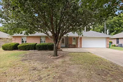 1809 Sprucewood Avenue, Stephenville, TX 76401 - Photo 28