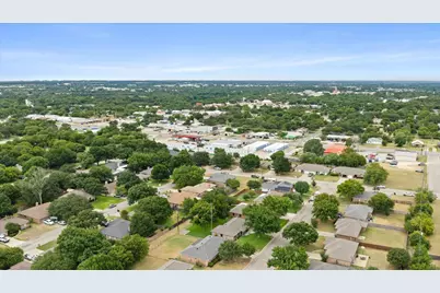 1809 Sprucewood Avenue, Stephenville, TX 76401 - Photo 30
