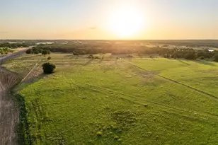 300 County Road 1475, Alvord, TX 76225 - Photo 1