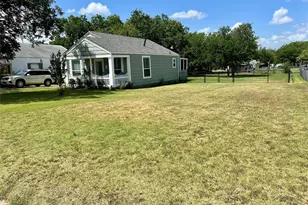 407 Baylor St, Nocona, TX 76255 - Photo 34