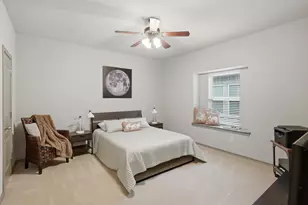 305 Delaware St, Burleson, TX 76028 - Photo 18