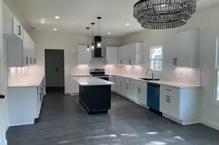 1302 E Humbolt St, Fort Worth, TX 76104 - Photo 2