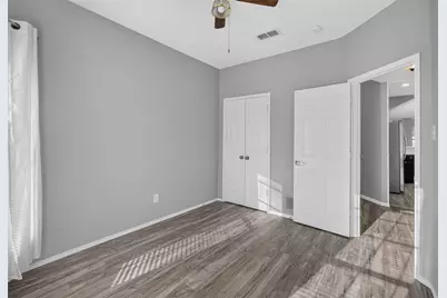 3514 Daisy Lane, Grand Prairie, TX 75052 - Photo 10