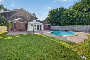 3514 Daisy Ln, Grand Prairie, TX 75052 - Photo 22