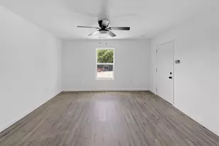 1212 E Ramsey Ave, Fort Worth, TX 76104 - Photo 32