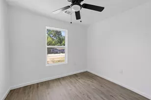 1212 E Ramsey Ave, Fort Worth, TX 76104 - Photo 20