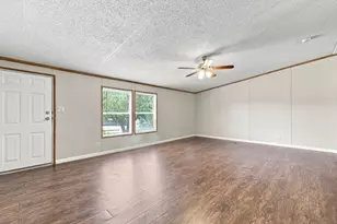 110 Draper Dr, Springtown, TX 76082 - Photo 8