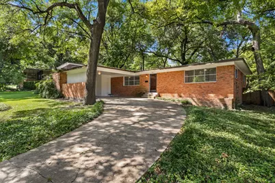 985 N Rustic Circle, Dallas, TX 75218 - Photo 2
