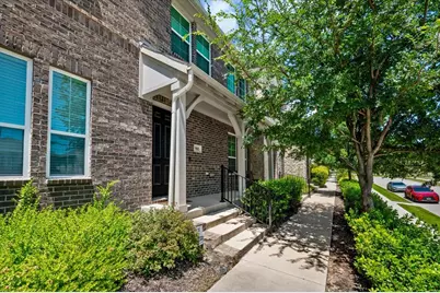 901 Utica Drive, McKinney, TX 75069 - Photo 4