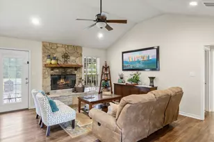 16775 State Hwy 64, Ben Wheeler, TX 75754 - Photo 4