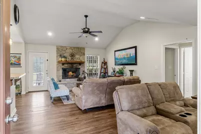 16775 State Highway 64, Ben Wheeler, TX 75754 - Photo 6