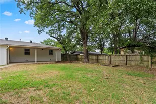 604 Lee St, Sulphur Springs, TX 75482 - Photo 30