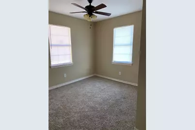 404 S Belknap Street, Mexia, TX 76667 - Photo 6