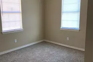 404 S Belknap St, Mexia, TX 76667 - Photo 6