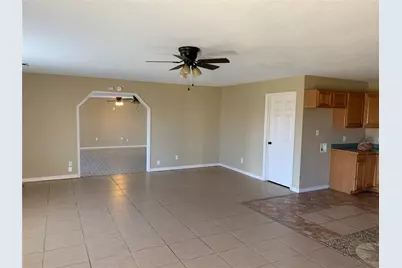 404 S Belknap Street, Mexia, TX 76667 - Photo 4