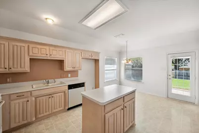 817 Willow Court, Saginaw, TX 76179 - Photo 14