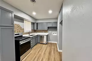 714 Cranbrook Ln, Grand Prairie, TX 75052 - Photo 8
