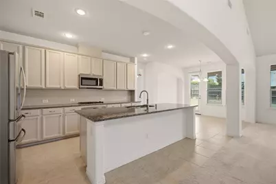 201 Oak Point Drive, McKinney, TX 75071 - Photo 2