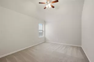 201 Oak Point Dr, McKinney, TX 75071 - Photo 22
