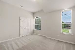 201 Oak Point Dr, McKinney, TX 75071 - Photo 24
