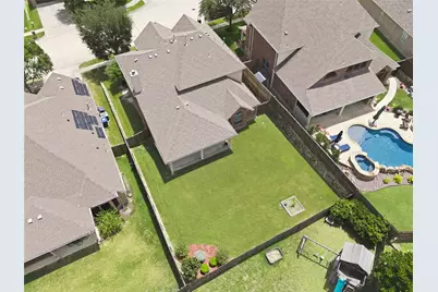 201 Oak Point Drive, McKinney, TX 75071 - Photo 4