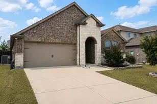 800 Goldenrod Ln, Princeton, TX 75407 - Photo 4