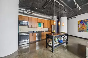 1122 Jackson St, Dallas, TX 75202 - Photo 8