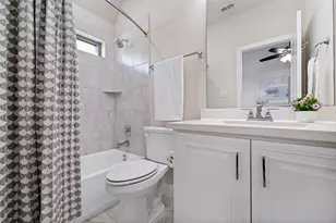 8805 Abbington Pl, McKinney, TX 75072 - Photo 18