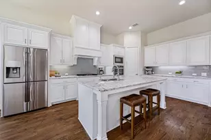 8805 Abbington Pl, McKinney, TX 75072 - Photo 6