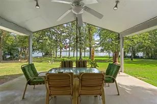 3935 Autumn Point Dr, Wills Point, TX 75169 - Photo 2