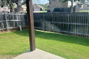 1410 Lauren Ln, Granbury, TX 76048 - Photo 8