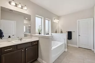 4132 Kyle's Landing Dr, Hickory Creek, TX 75065 - Photo 10
