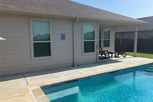 1107 Admiral Dr, Azle, TX 76020 - Photo 2