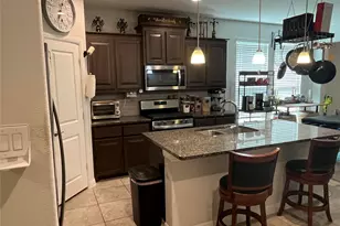 1107 Admiral Dr, Azle, TX 76020 - Photo 10