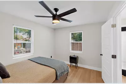 712 W 8th Street, Dallas, TX 75208 - Photo 12