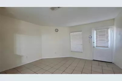 625 Carriagehouse Lane #3G, Garland, TX 75040 - Photo 2