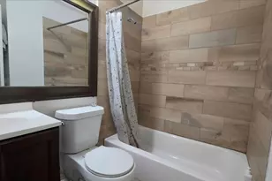 625 Carriagehouse Ln, Garland, TX 75040 - Photo 8