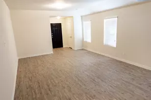 1607 Dove Cir, Ennis, TX 75119 - Photo 8