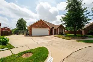 7708 Chandler Ct, North Richland Hills, TX 76182 - Photo 1