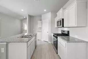 545 Sterling Thicket Ln, Denton, TX 76259 - Photo 4