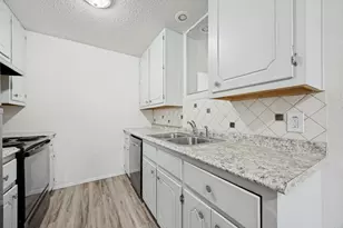 808 W Belden St, Sherman, TX 75092 - Photo 6