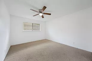 808 W Belden St, Sherman, TX 75092 - Photo 8