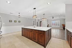 602 Hearthstone Dr, Lancaster, TX 75146 - Photo 4
