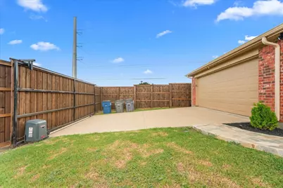 602 Hearthstone Drive, Lancaster, TX 75146 - Photo 26