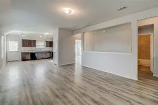 1601 Oriole Dr, Ennis, TX 75119 - Photo 8
